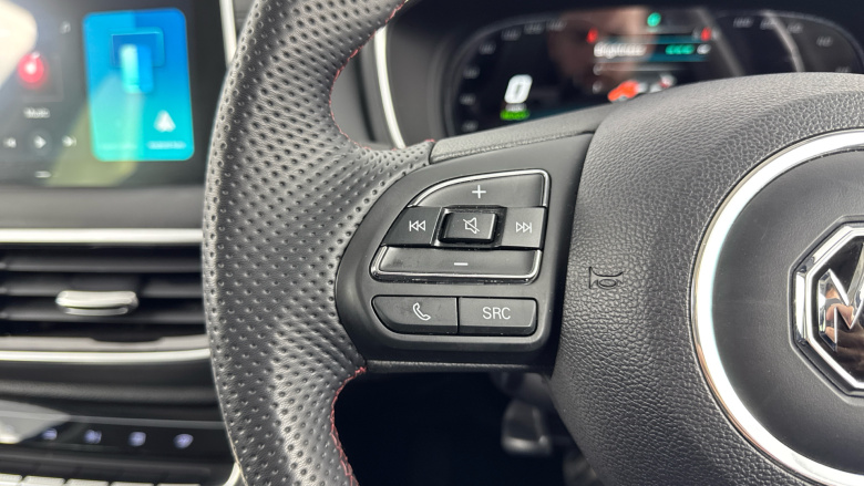 MG HS 1.5 T-GDI PHEV Trophy 5dr Auto Hatchback